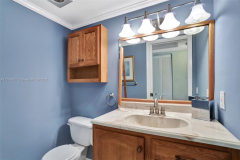Copropriété à vendre à Coconut Creek, Floride: 1 chambre, 74.14 m2 № 1684240 - photo 12