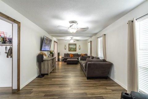 Villa ou maison à vendre à Alachua, Floride: 4 chambres, 176.98 m2 № 2115244 - photo 4