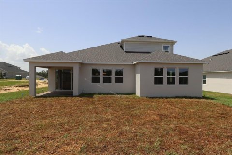 Villa ou maison à vendre à Apopka, Floride: 5 chambres, 289.86 m2 № 2140343 - photo 2