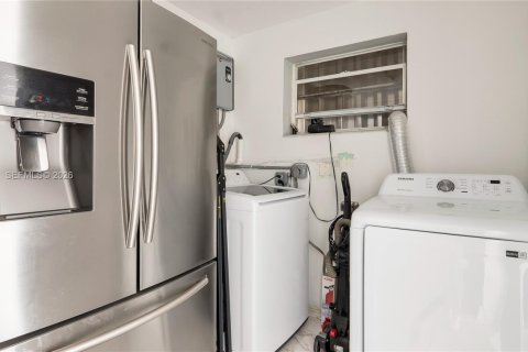 Villa ou maison à vendre à Fort Lauderdale, Floride: 3 chambres, 165.37 m2 № 1995690 - photo 24