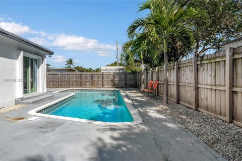 Villa ou maison à vendre à Fort Lauderdale, Floride: 3 chambres, 165.37 m2 № 1995690 - photo 30