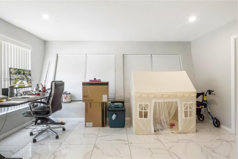 Villa ou maison à vendre à Fort Lauderdale, Floride: 3 chambres, 165.37 m2 № 1995690 - photo 20