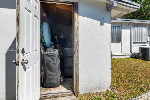 Villa ou maison à vendre à Fort Lauderdale, Floride: 3 chambres, 165.37 m2 № 1995690 - photo 27