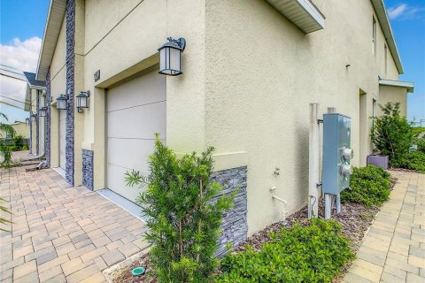 Condo in Davenport, Florida, 2 bedrooms  № 1632447 - photo 6