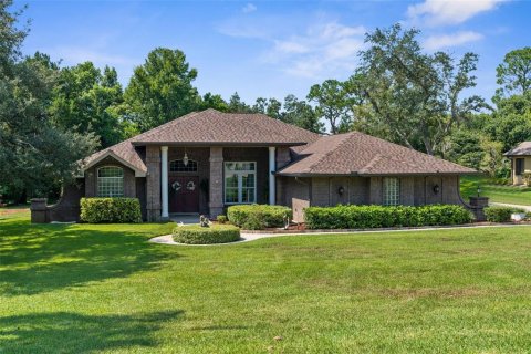 Casa en venta en Spring Hill, Florida, 2 dormitorios, 205.13 m2 № 1914833 - foto 1