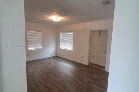 Apartment in St. Lucie, Florida 2 bedrooms, 144.93 sq.m. № 2029748 - photo 14