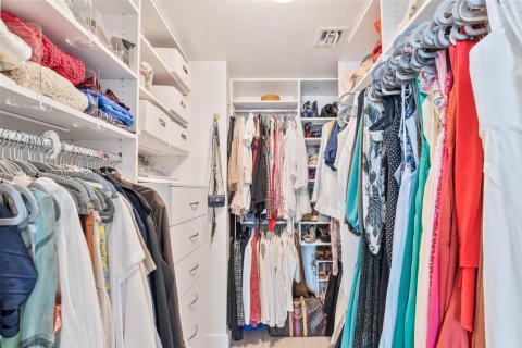 Copropriété à vendre à Miami, Floride: 1 chambre, 79.9 m2 № 1998682 - photo 12