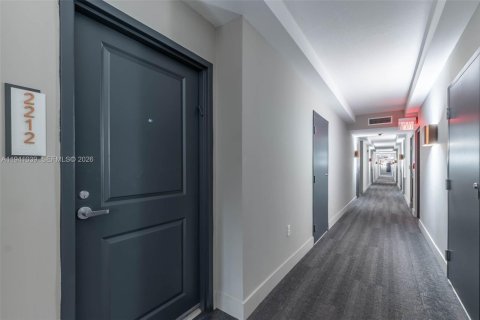 Copropriété à vendre à Miami, Floride: 1 chambre, 79.9 m2 № 1998682 - photo 22