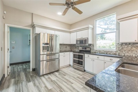 Casa en venta en Oldsmar, Florida, 4 dormitorios, 250.37 m2 № 1854203 - foto 17