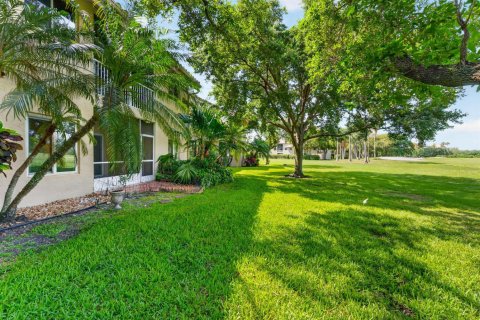 Condo in Weston, Florida, 2 bedrooms  № 2086914 - photo 20
