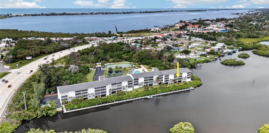 Condo à Englewood, Floride, 2 chambres  № 2421885