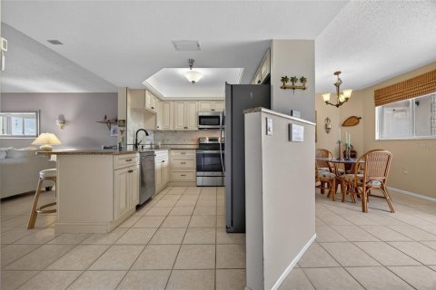 Copropriété à vendre à Englewood, Floride: 2 chambres, 101.54 m2 № 2421885 - photo 5