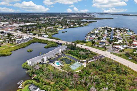 Copropriété à vendre à Englewood, Floride: 2 chambres, 101.54 m2 № 2421885 - photo 26