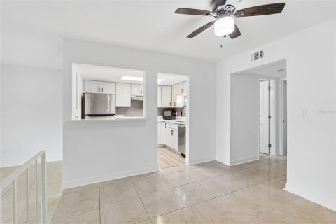 Condominio en venta en Treasure Island, Florida, 1 dormitorio, 72.93 m2 № 2095593 - foto 6