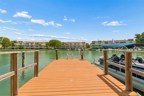 Condominio en venta en Treasure Island, Florida, 1 dormitorio, 72.93 m2 № 2095593 - foto 28