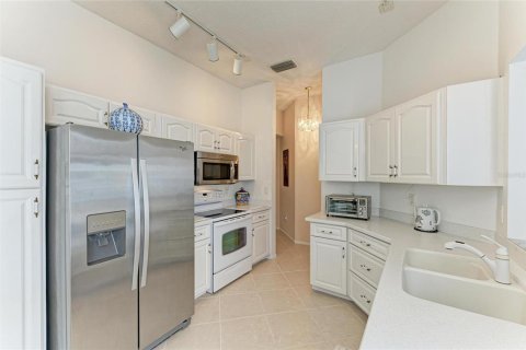 Купить кондоминиум в Сарасота, Флорида 6 комнат, 155.8м2, № 1780226 - фото 17