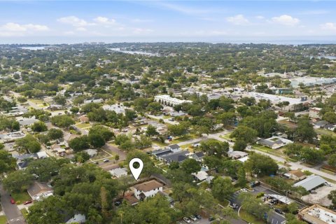 House in Saint Petersburg, Florida 3 bedrooms, 204.01 sq.m. № 2221715 - photo 8