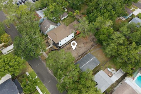 House in Saint Petersburg, Florida 3 bedrooms, 204.01 sq.m. № 2221715 - photo 9