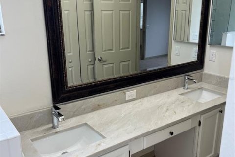 Casa en venta en Lakeland, Florida, 4 dormitorios, 175.12 m2 № 2259333 - foto 22