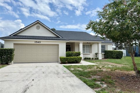 House in Lakeland, Florida 4 bedrooms, 175.12 sq.m. № 2259333
