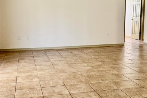 Casa en venta en Lakeland, Florida, 4 dormitorios, 175.12 m2 № 2259333 - foto 14