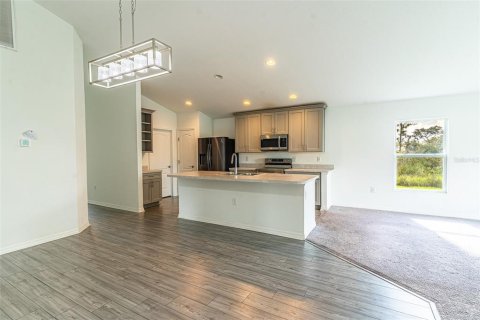 House in Sebring, Florida 4 bedrooms, 182.55 sq.m. № 2347921 - photo 6