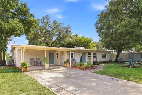 Appartement à louer à Orlando, Floride: 3 chambres, 176.33 m2 № 2296467 - photo 2