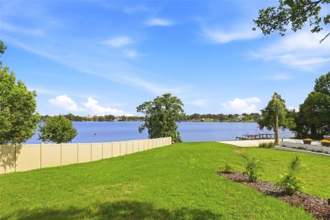 Appartement à louer à Orlando, Floride: 3 chambres, 176.33 m2 № 2296467 - photo 18