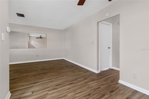 Appartement à louer à Saint Petersburg, Floride: 1 chambre, 55.74 m2 № 1898488 - photo 12