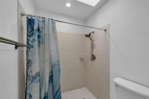 House in Weston, Florida 3 bedrooms, 122.07 sq.m. № 2038318 - photo 22