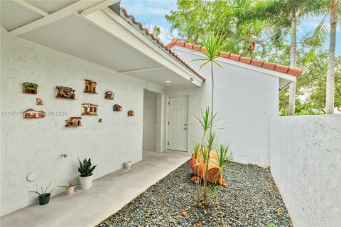 House in Weston, Florida 3 bedrooms, 122.07 sq.m. № 2038318 - photo 7