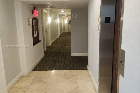 Copropriété à vendre à North Miami, Floride: 1 chambre, 104.98 m2 № 2001297 - photo 3