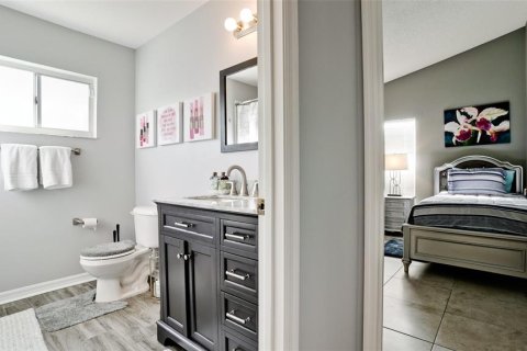 Villa ou maison à vendre à Bradenton, Floride: 4 chambres, 156.54 m2 № 2215033 - photo 24