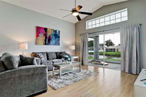 Villa ou maison à vendre à Bradenton, Floride: 4 chambres, 156.54 m2 № 2215033 - photo 11