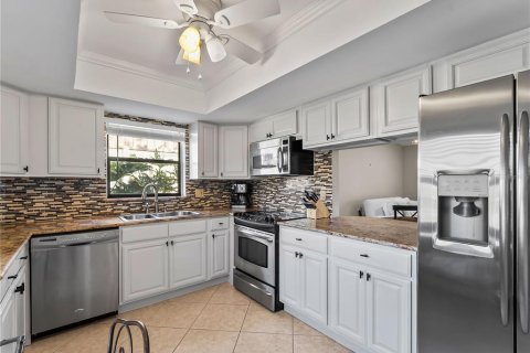 Villa ou maison à vendre à Sarasota, Floride: 2 chambres, 95.13 m2 № 2096595 - photo 7