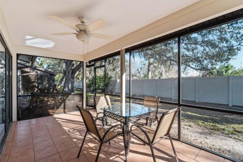 Villa ou maison à vendre à Sarasota, Floride: 2 chambres, 95.13 m2 № 2096595 - photo 30