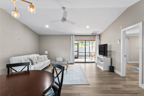 Villa ou maison à vendre à Sarasota, Floride: 2 chambres, 95.13 m2 № 2096595 - photo 20