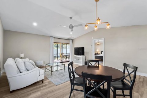 Villa ou maison à vendre à Sarasota, Floride: 2 chambres, 95.13 m2 № 2096595 - photo 16