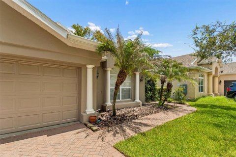 House in Dade City, Florida 2 bedrooms, 206.06 sq.m. № 2290978 - photo 6