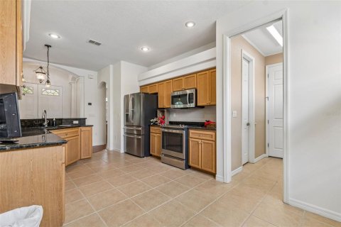 House in Dade City, Florida 2 bedrooms, 206.06 sq.m. № 2290978 - photo 28