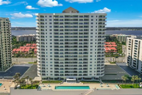 Copropriété à vendre à Daytona Beach Shores, Floride: 3 chambres, 169.64 m2 № 1648684 - photo 1
