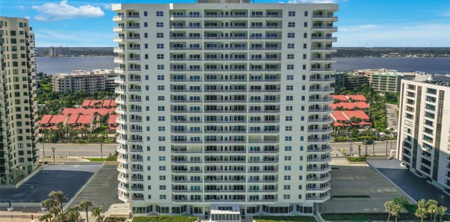 Condo à Daytona Beach Shores, Floride, 3 chambres  № 1648684