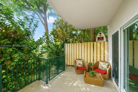 Adosado en venta en Key Biscayne, Florida, 2 dormitorios, 124.49 m2 № 2267627 - foto 12