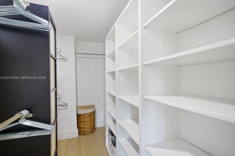 Adosado en venta en Key Biscayne, Florida, 2 dormitorios, 124.49 m2 № 2267627 - foto 25