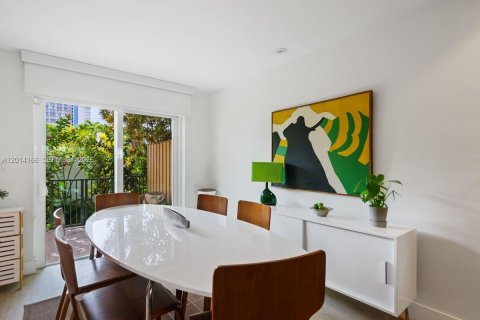 Adosado en venta en Key Biscayne, Florida, 2 dormitorios, 124.49 m2 № 2267627 - foto 8