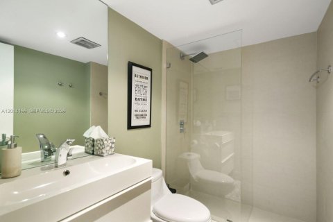 Adosado en venta en Key Biscayne, Florida, 2 dormitorios, 124.49 m2 № 2267627 - foto 22