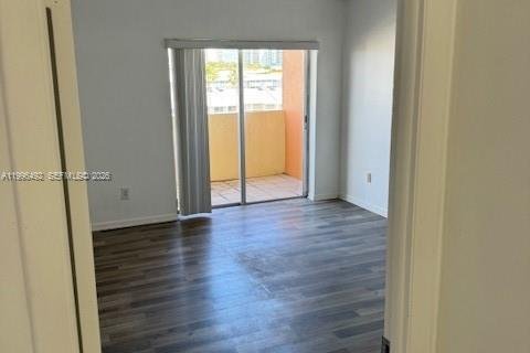 Condo in North Miami Beach, Florida, 1 bedroom  № 2058431 - photo 5