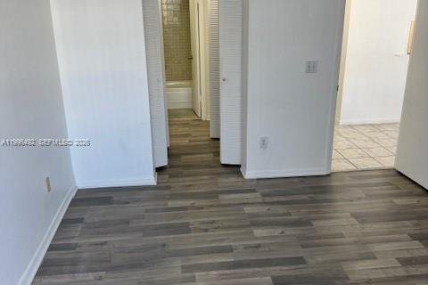 Condo in North Miami Beach, Florida, 1 bedroom  № 2058431 - photo 4