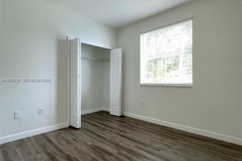 Condominio en alquiler en Homestead, Florida, 3 dormitorios, 99.96 m2 № 2020171 - foto 14