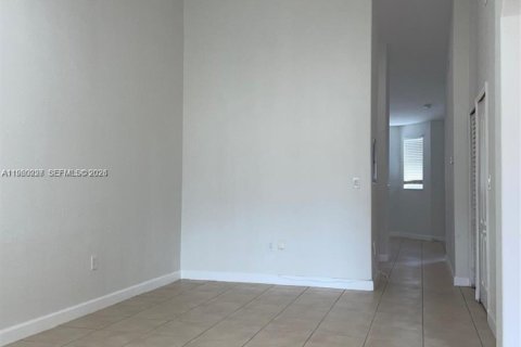 Condominio en alquiler en Homestead, Florida, 3 dormitorios, 99.96 m2 № 2020171 - foto 15